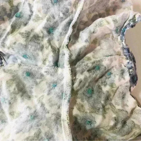 Kimchi Blue Urban Outfitters Women Size 8 Floral High Waist High Rise Short Blue - Picture 10 of 14